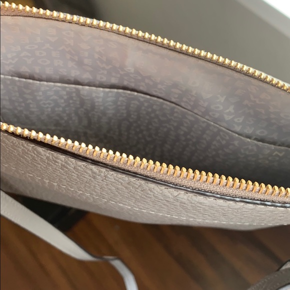 Kate Spade Purse - Picture 5 of 7